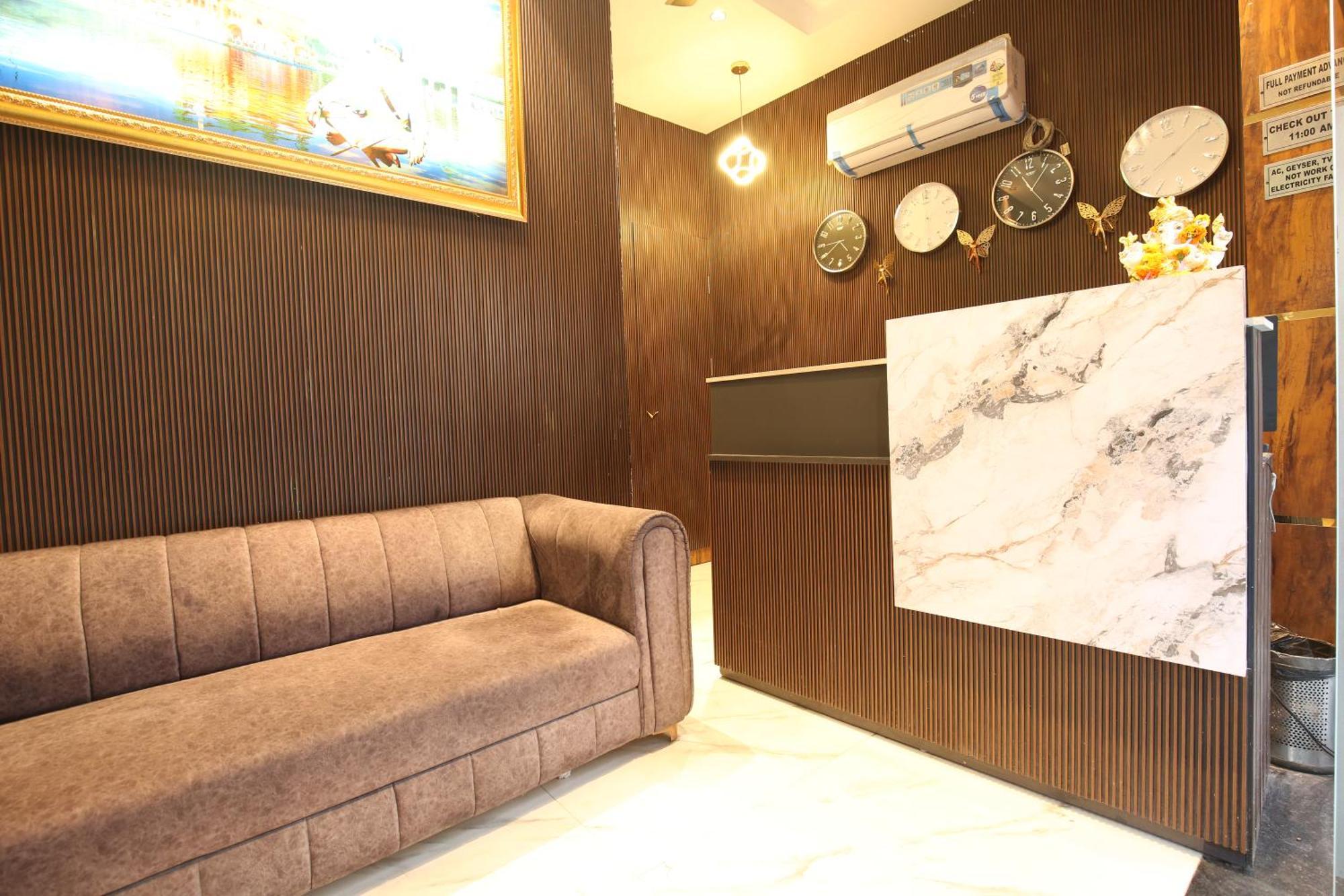 Hotel Holiday First 300 Meter From Golden Temple Amritsar Exteriér fotografie