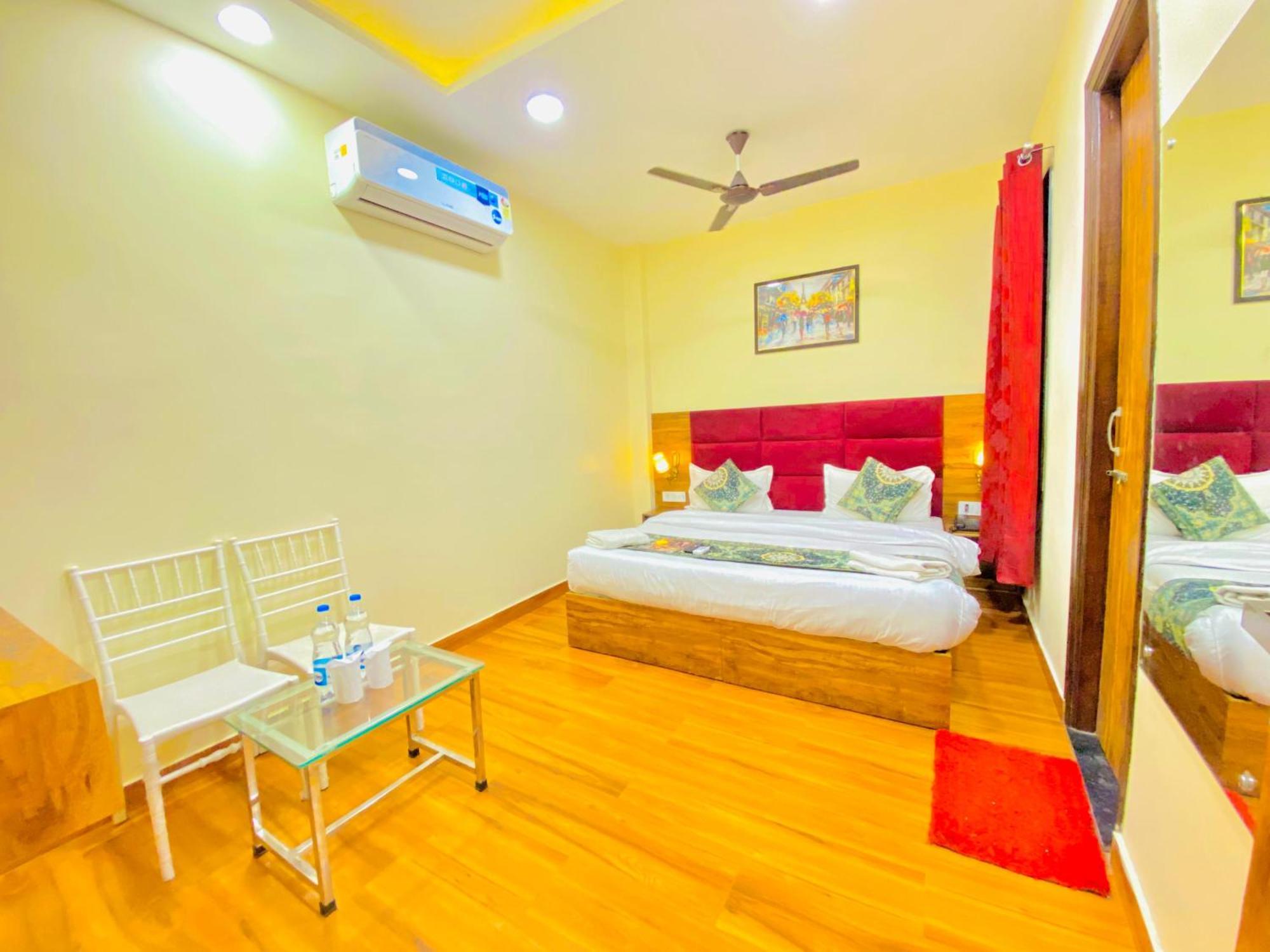 Hotel Holiday First 300 Meter From Golden Temple Amritsar Exteriér fotografie